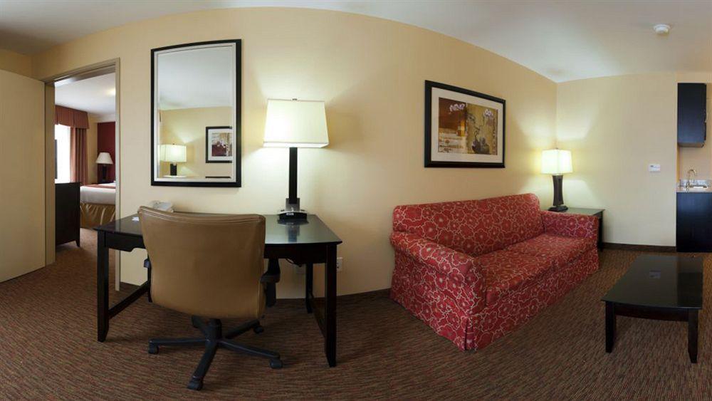 Holiday Inn Express & Suites Schererville By Ihg Екстер'єр фото