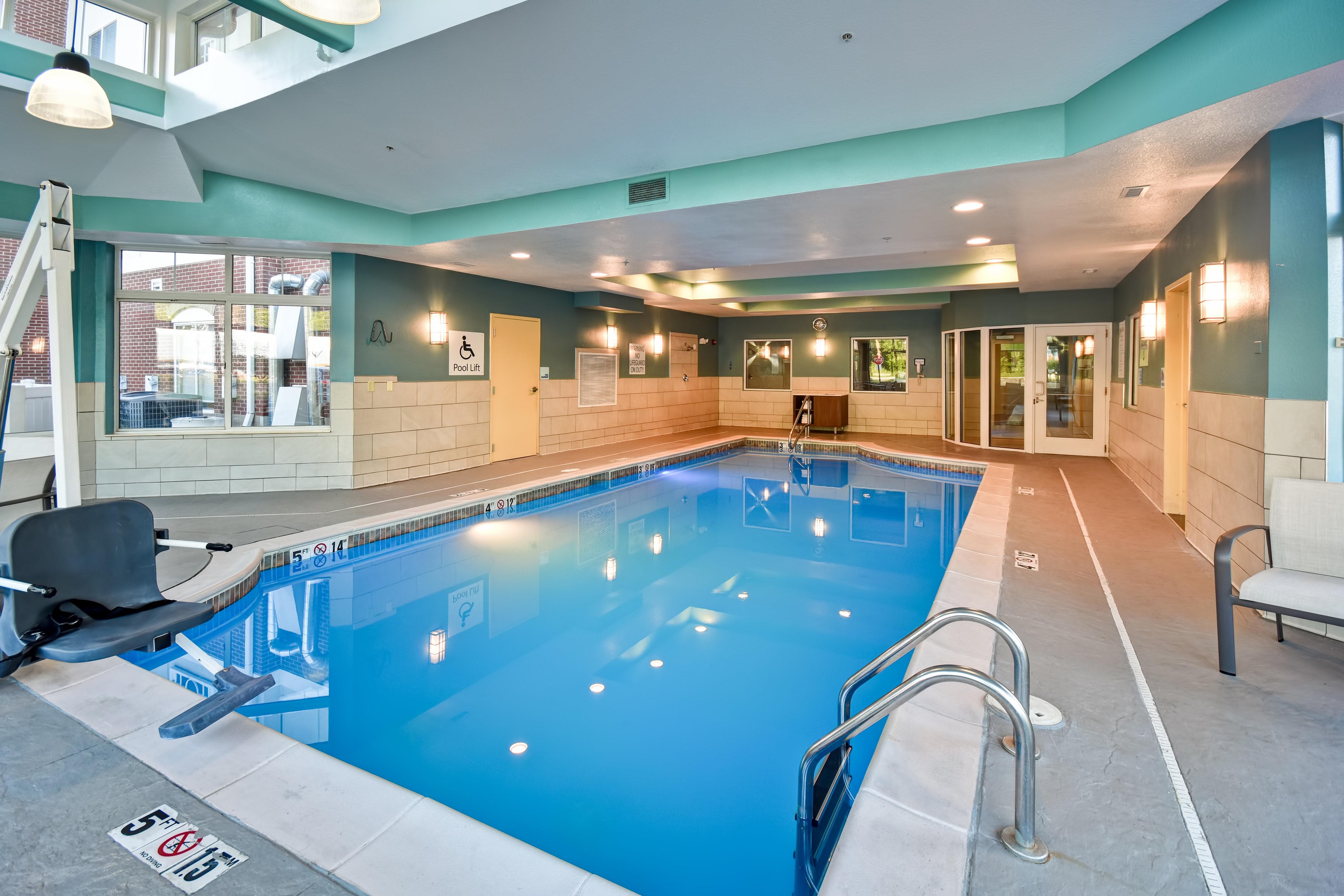 Holiday Inn Express & Suites Schererville By Ihg Екстер'єр фото
