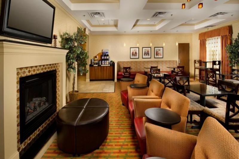 Holiday Inn Express & Suites Schererville By Ihg Екстер'єр фото